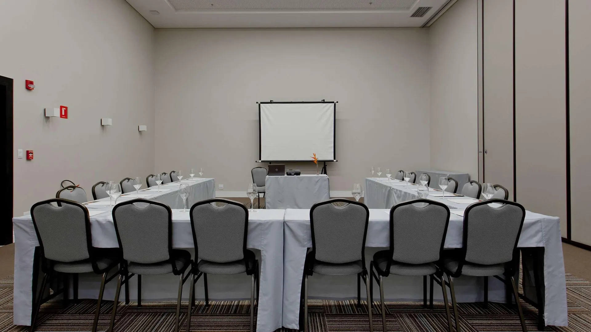 Hotel Golden Tulip São José dos Campos